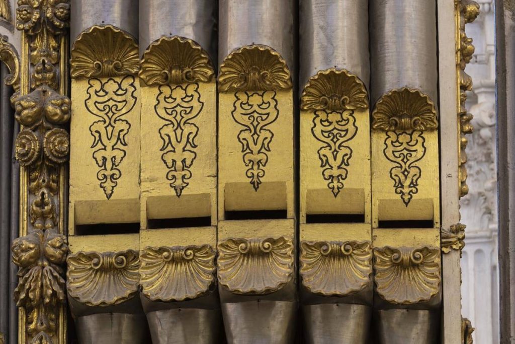 Contras de 26 Bocas